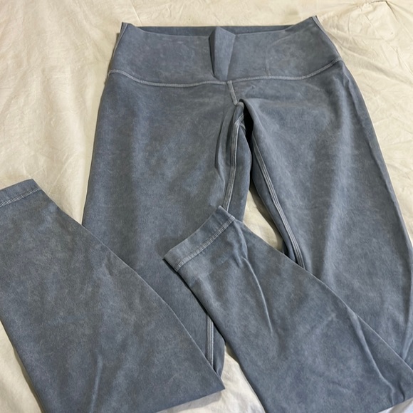 Women Lululemon leggings - Picture 1 of 5